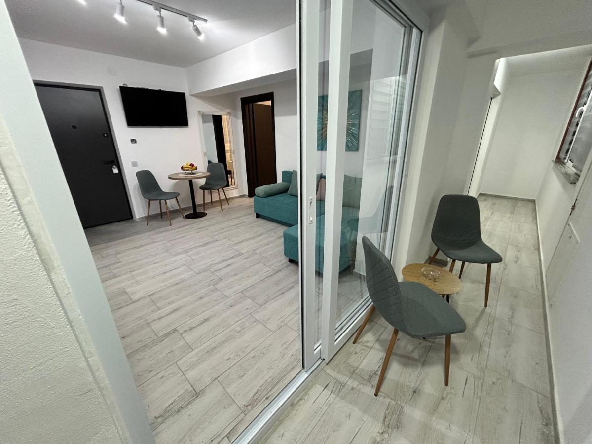 1 Mai - Luxury Park Apartments - Self Check-In - Private Parking - 2 Craiova Exterior photo